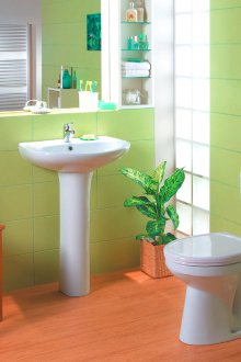 Vaso obliquo in bagno