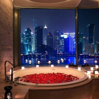 Romantik banyo dekoru