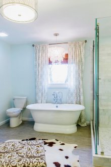Evde lavabo olmadan banyo