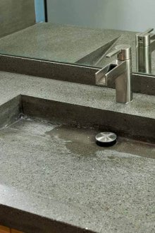 Granit tezgahlı gömme lavabo