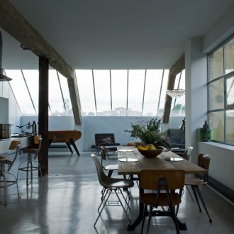 Loft tarzı dökme demir masa