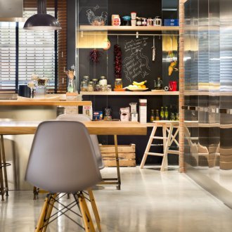 Plastik Loft Sandalyeler