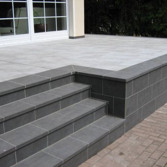 Wear-resistant porch tiles
