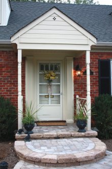 Semicircular porch tile