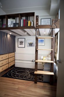 Loft bed