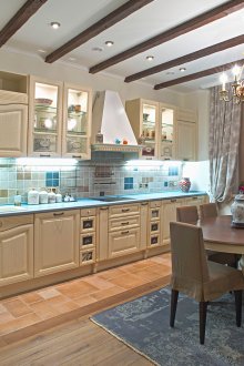 Spacious Provence style kitchen