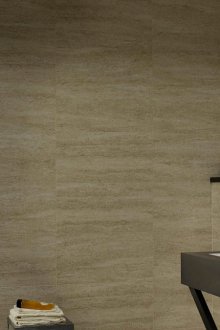 Bir banyo için sorunsuz döşeme