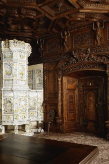 Carving in the interior in the German style