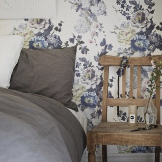 Shabby chic tarzı çiçek duvar kağıdı.