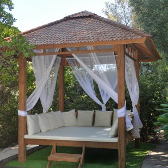 Pavillon mit Sofa
