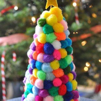 Christmas tree of pompons