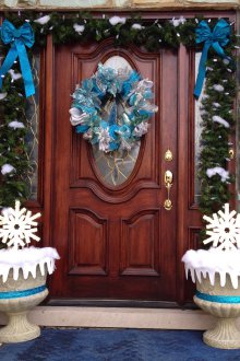 Blue door decoration for the new year