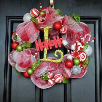 Decorating the door with ribbons for the new year
