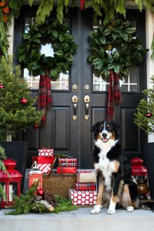 Decorating the door with Christmas boxes