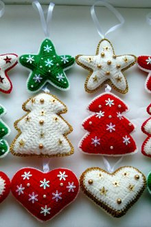 Knitted jewelry as a gift for the new year