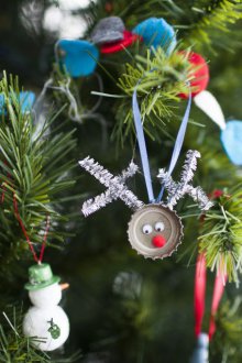 Christmas tree decorations made of cork