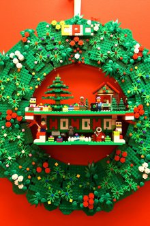 Corona de navidad de lego