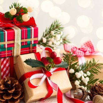 Christmas gift wrapping
