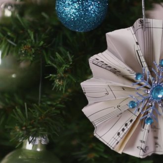 Crafts from paper for the new year
