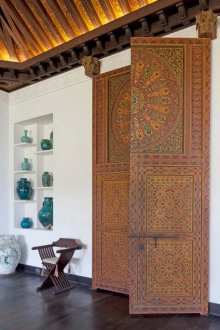Pintu gaya Oriental