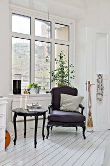 Muebles oscuros de estilo provenzal