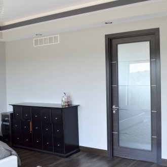 Modern siyah iç kapılar