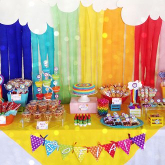Helle Dekoration für Kindergeburtstag