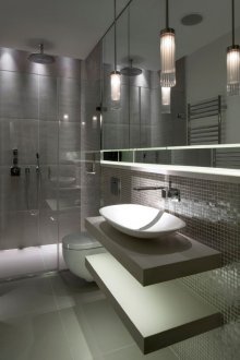 Duşlu birleşik banyo