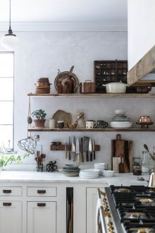 Design della cucina con ripiani in legno 2019