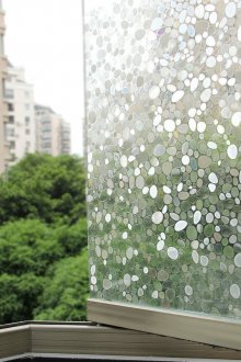 Vitray film çakıl taşları ile
