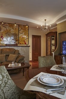 Glasmalerei im Wohn-Esszimmer