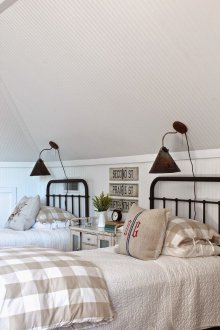 Quarto provençal no sótão para crianças