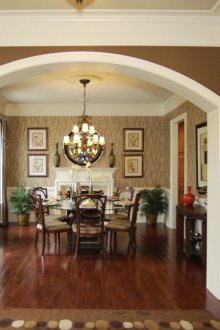 Interior arch in the living room