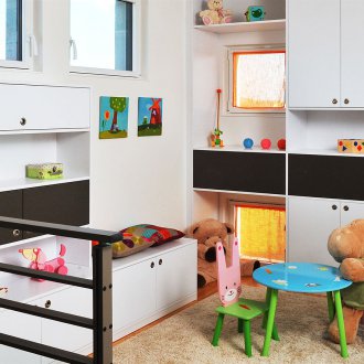 Modüler mobilyalı bir çocuk odasının ekonomik tasarımı