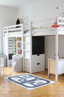 Enger Kindergarten mit Hochbett
