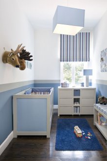 Schmaler Kindergarten für Babys