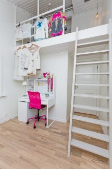 The children's area for the newborn is two-story