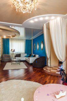 Children's area for a newborn in the living room