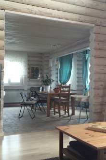 Günlüklerin yazlık oturma odası ve yemek odası tasarımı