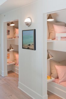 Nursery for three in a niche