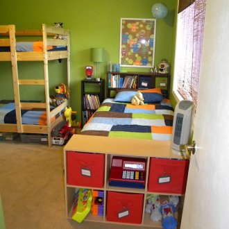 Children's room for three