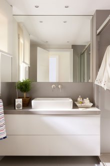 Pequeño baño beige
