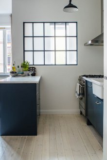 Budget repairs in a studio apartment with partitions