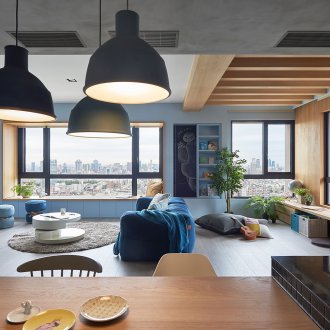 Budget repairs in a studio apartment