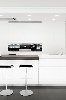 Cucina 9 mq nello stile del minimalismo
