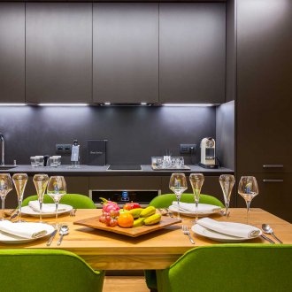 Cucina 9 mq con pensili