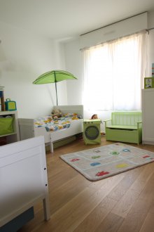 İki erkek yeşil için çocuk odası tasarımı
