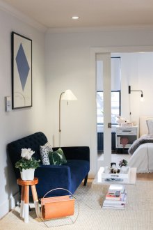 Guardería para dos niños en odnushka con puertas