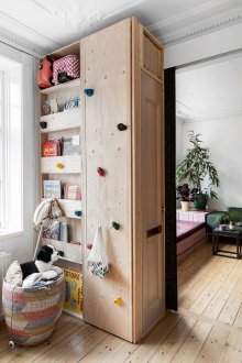 Diseña odnushki con una guardería y un transformador de pared
