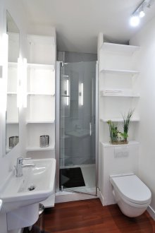 Badezimmer 4 qm mit Dusche